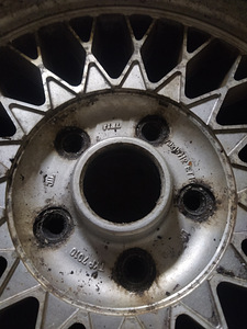 Rial Mesh 7010 15" 5x120 (2 foto / 3)