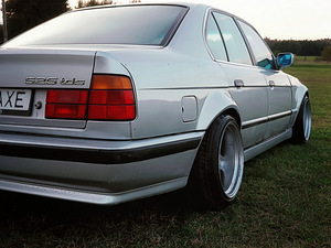 BMW e34 525tds (10 фото из 14)