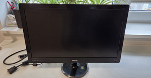 Монитор BenQ V2220H — 21.5" Full HD (3 фото из 9)