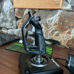 Joystick Logitech Saitek X52 Pro Flight (2 foto / 7)