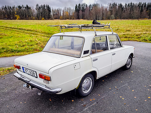 Автомобиль (3 фото из 15)