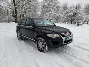 VW Touareg 3.0 165kw (2 foto / 9)
