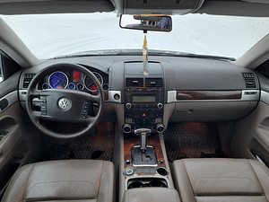 VW Touareg 3.0 165kw (7 foto / 9)