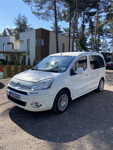 Autorent.carrental.Automaat (3 foto / 10)