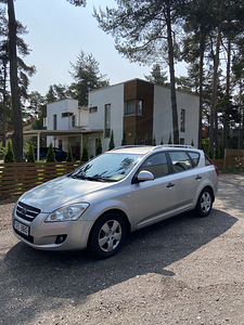 Аренда автомобилей.car rental.газ LPG (1 фото из 10)