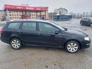 VOLKSWAGEN PASSAT VARIANT (2 foto / 10)