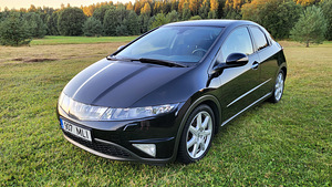 Honda Civic 1.8 Sport (1 foto / 15)