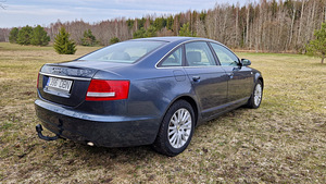 Audi A6 S-Line (6 foto / 12)