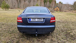 Audi A6 S-Line (7 foto / 12)