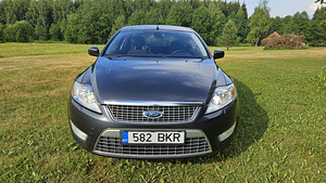 Ford Mondeo Titanium (2 foto / 15)