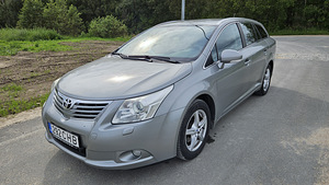 Toyota Avensis 2.0D Linea Sol (1 foto / 15)
