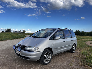 Volkswagen Sharan 1.9TDi 81kW (1 foto / 8)