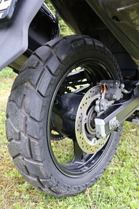 SUZUKI VSTROM 650 (DL650) V2 51kw 2015 (7 foto / 10)