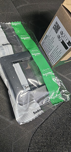 Schneider SEDNA USB ЗАРЯДНОЕ УСТРОЙСТВО A+C 3A 21W АНТРАЦИТ (3 фото из 3)