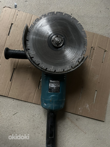 Makita Elektriline nurklihvija Makita GA9020, 230 mm, 2200 W
