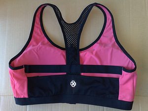 Dorina spordirinnahoidja/topp (2 foto / 3)