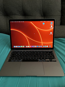 MacBook Air Early 2020 Intel Core i3 256GB (2 foto / 5)