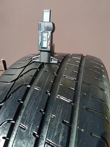 235/50R19+ 255/45 R19, Pirelli P Zero 6,5mm 200E/set (4 foto / 10)