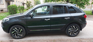 Продам машину (2 фото из 7)