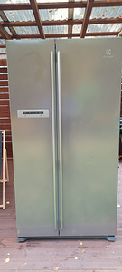 Electrolux side by side холодильник (6 фото из 6)