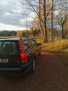 Volvo V70 D5 2.4 120kW, 2002 (2 foto / 3)