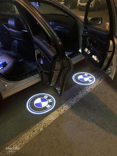 Дверные LED проекторы BMW E и F серий (фото #1)