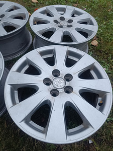Veljed Toyota original 16" (4 foto / 4)