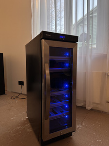 Veinikülmik Dometic (1 foto / 4)