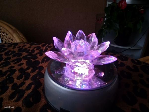 Лампа Цветок Лотоса 7 переливающихся цветов (фото #2)