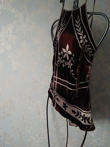 Top sametist 23% silk, vooder siid 100%, suurus 12 (1 foto / 3)