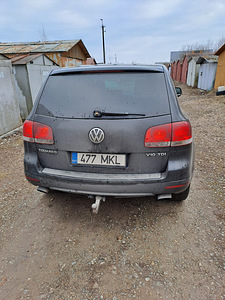 Volkswagen touareg w10 5.0 (2 foto / 7)