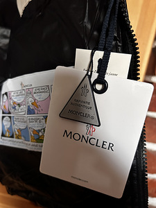 Moncler Gilet vest (3 foto / 6)