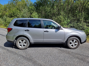 Subaru Forester 2.0 108kW 2009 diisel (2 foto / 10)