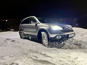 Honda CR-V (1 foto / 9)