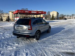 Honda CR-V (5 foto / 9)