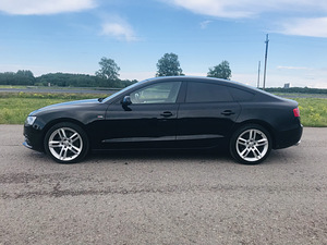 Audi A5 S-line (4 фото из 14)