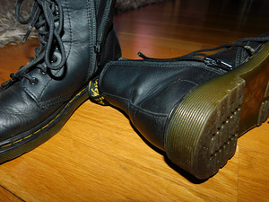 Dr. Martens laste saapad lukuga nr.34 (3 foto / 5)