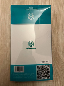 Чехлы на IPhone 6s Plus (2 фото из 6)
