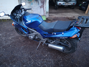 Kawasaki zzr 600 (5 foto / 6)