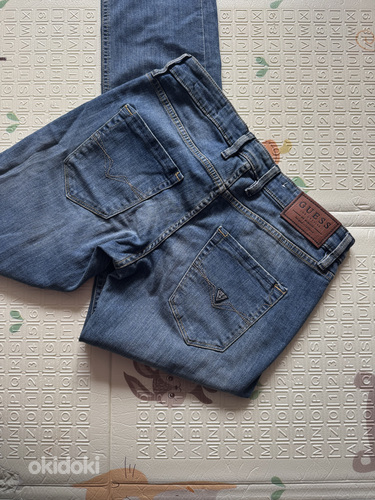 Джинсы Guess
