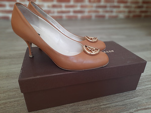 Bally туфли на каблуке (2 фото из 3)