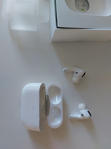 Apple AirPods Pro (3 фото из 5)