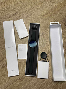 Samsung Galaxy Watch 4 44mm LTE (2 foto / 5)