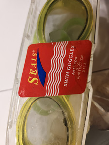 Очки для плавания (3 фото из 3)