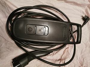 Зарядка. Type 1 ,220v,6/16 A. (5 фото из 5)