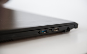 MSI Katana GF76 11UE (4 foto / 6)