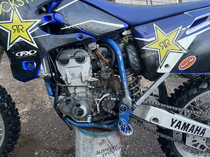 Yamaha YZ 450f (6 foto / 8)