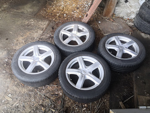 Ford mondeo 16" veljed suverehvidega (2 foto / 8)