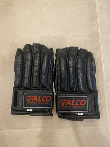 Falco budo expert mma kindad. M (1 foto / 2)