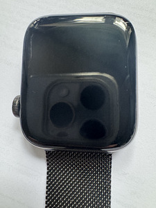 I Phone + i Watch (6 foto / 6)